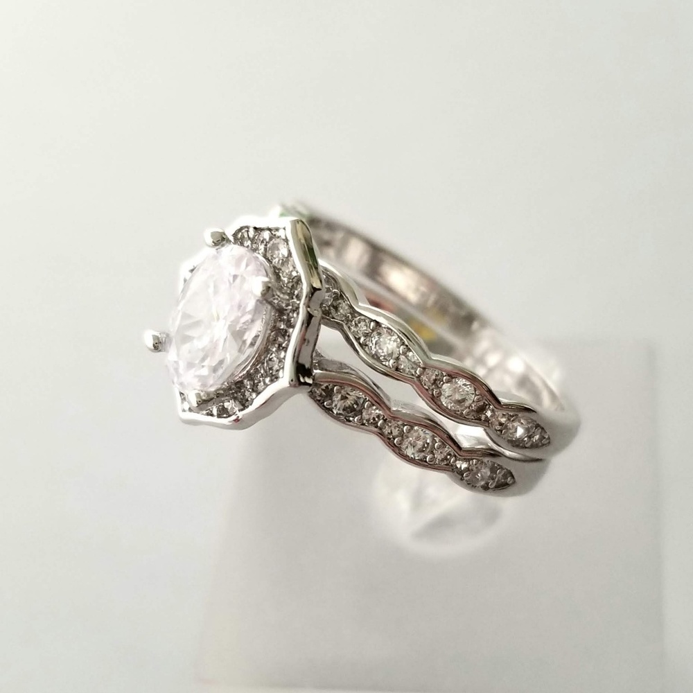 Antique Style Sterling Ring Set - Picture 7 of 7